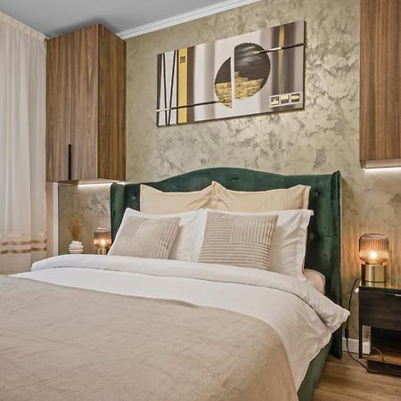 Awesome Apartment Букурещ Екстериор снимка